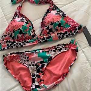 PERRY ELLIS NWT FLORAL BIKINI